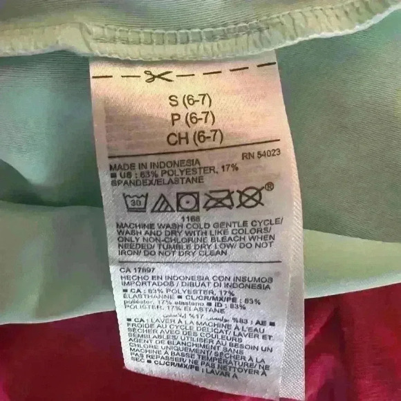 Old navy Rashguard size 6/7 - Picture 3 of 4